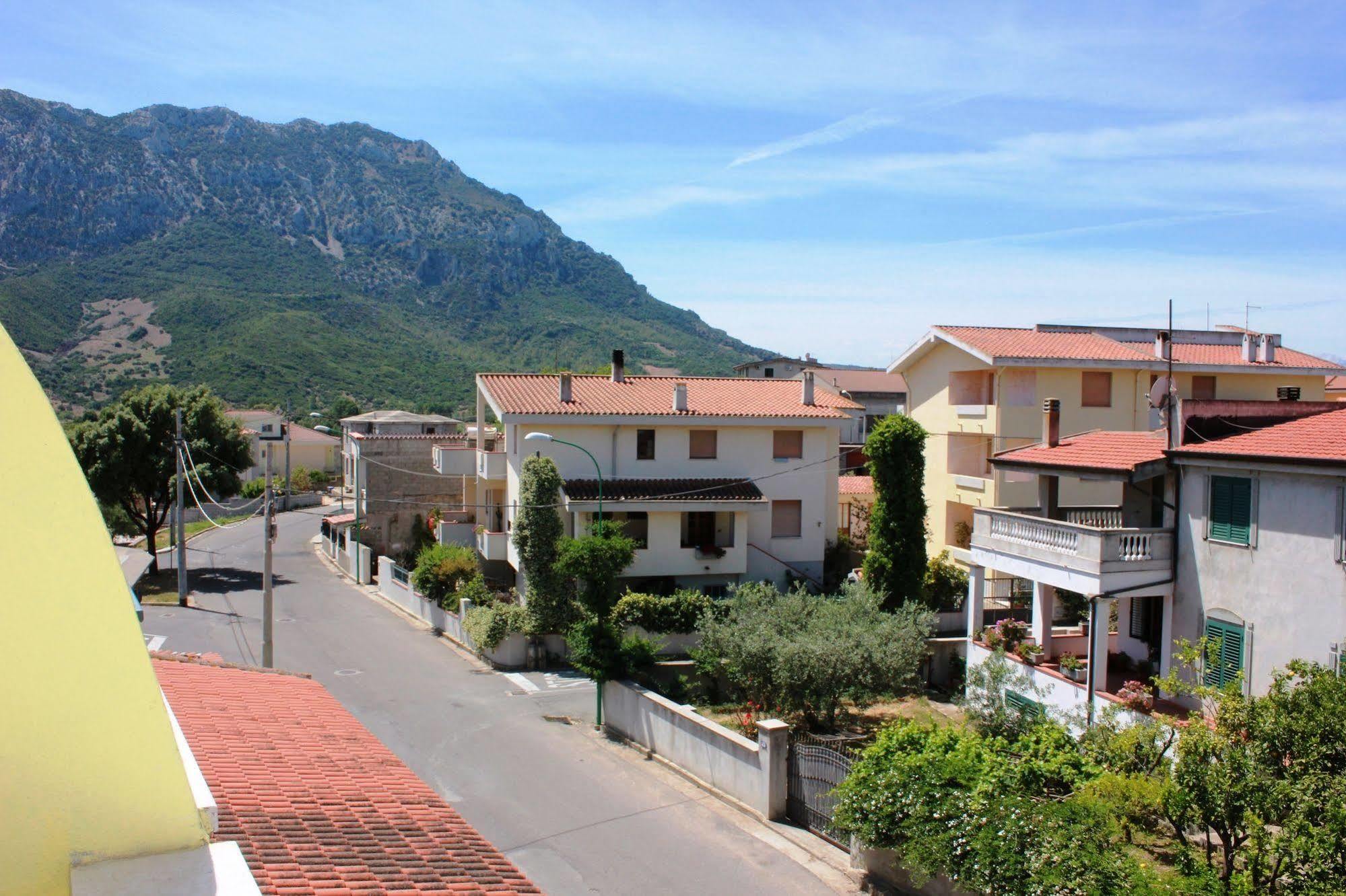 Hotel Dori D'Oro Orosei Exterior photo